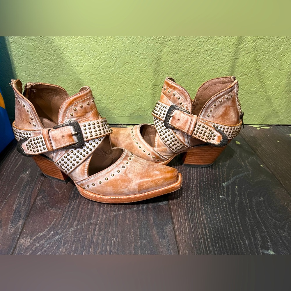 Real leather ariat booties